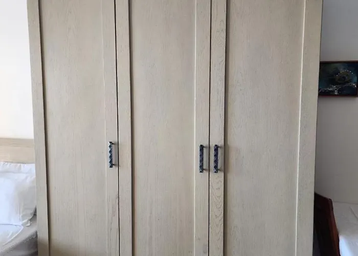 For Rent In The View 409 Apartment